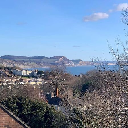 Beautiful Large Property, Sleeps 9 Walking Distance To The Sea , Beaches And Restaurants Fantastic Interior Lyme Regis Esterno foto