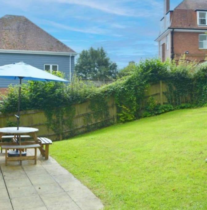 Beautiful Large Property, Sleeps 9 Walking Distance To The Sea , Beaches And Restaurants Fantastic Interior Lyme Regis Esterno foto